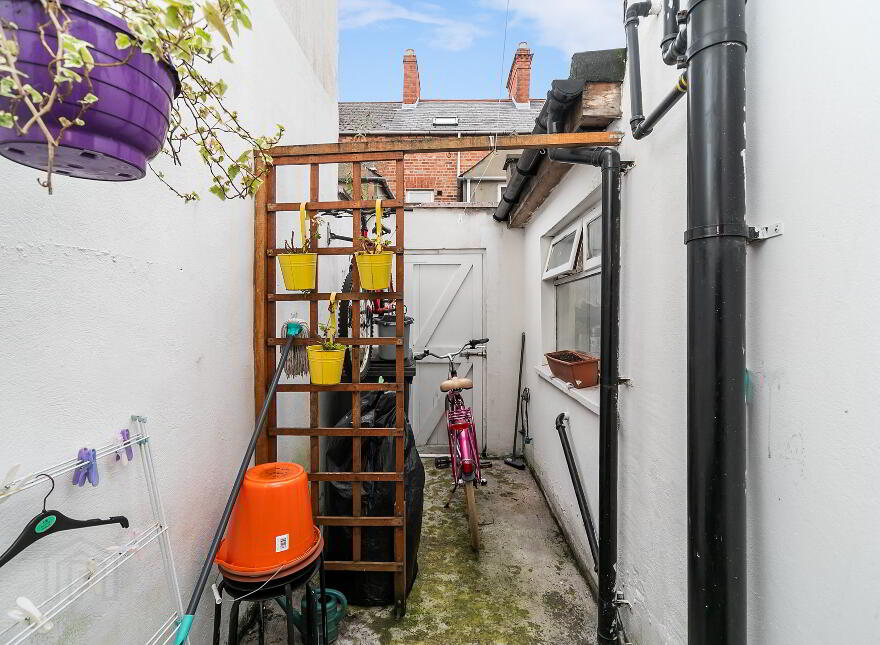 39 Woodcot Avenue, Belfast, BT5 5JB