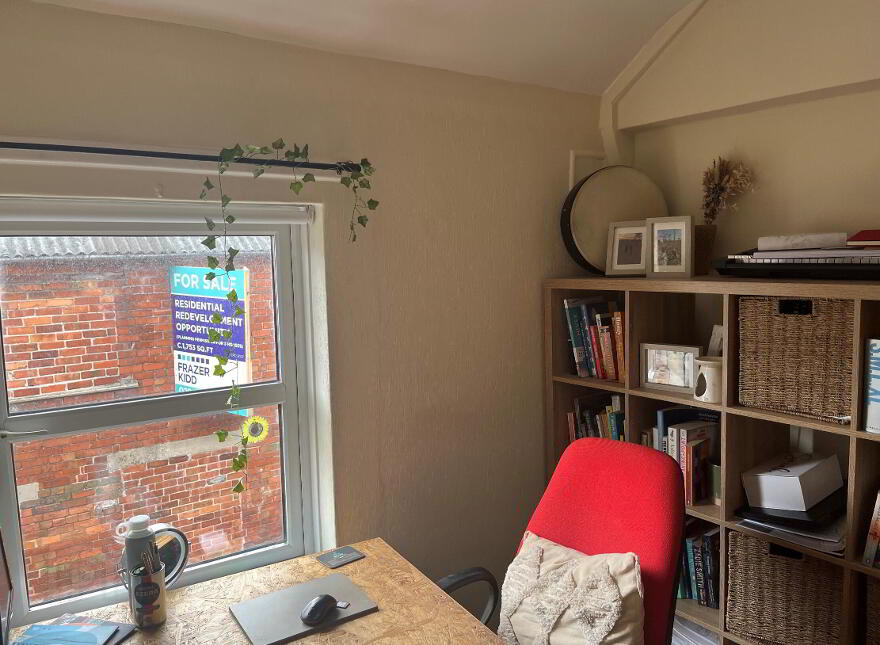 45 Whitehall Parade, Belfast, BT7 3GX