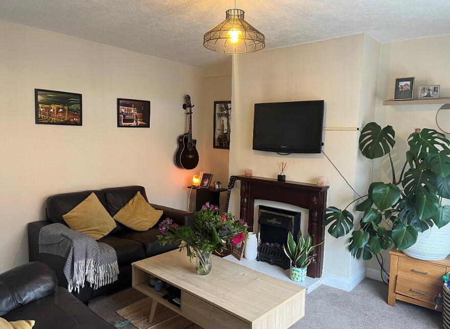 45 Whitehall Parade, Belfast, BT7 3GX
