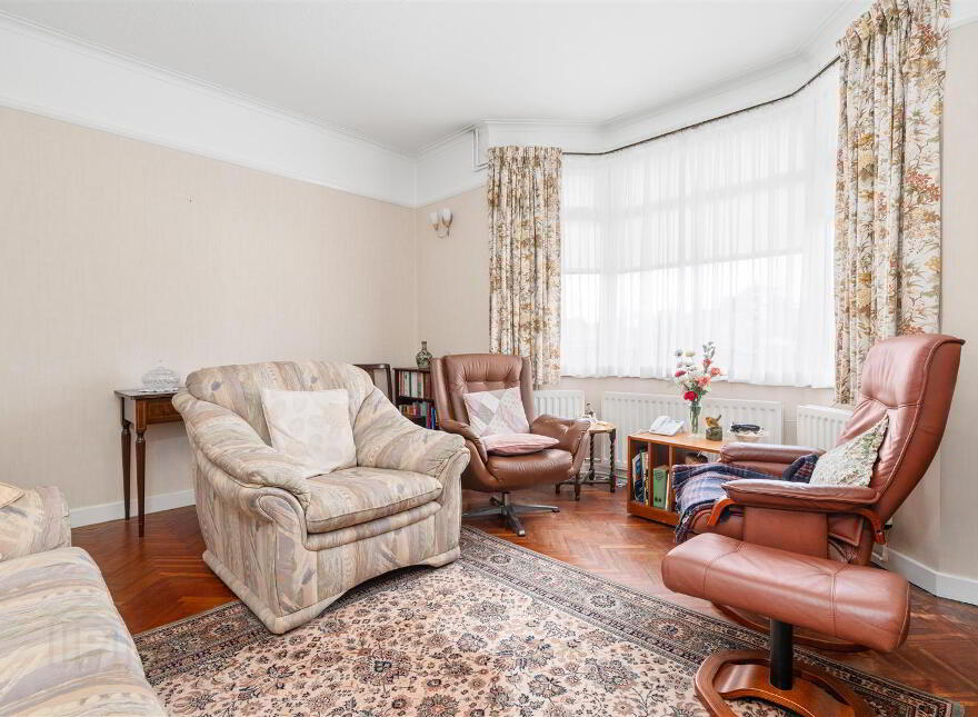 596 Saintfield Road, Carryduff, Belfast, BT8 8BL