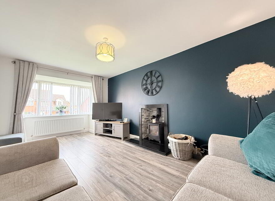 45 Castle Avenue, Randalstown, BT41 2EE