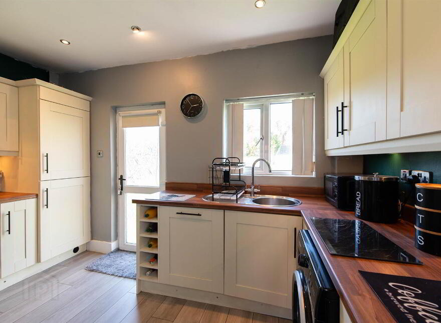 67 Ardmeen Green, Downpatrick, BT30 6JL