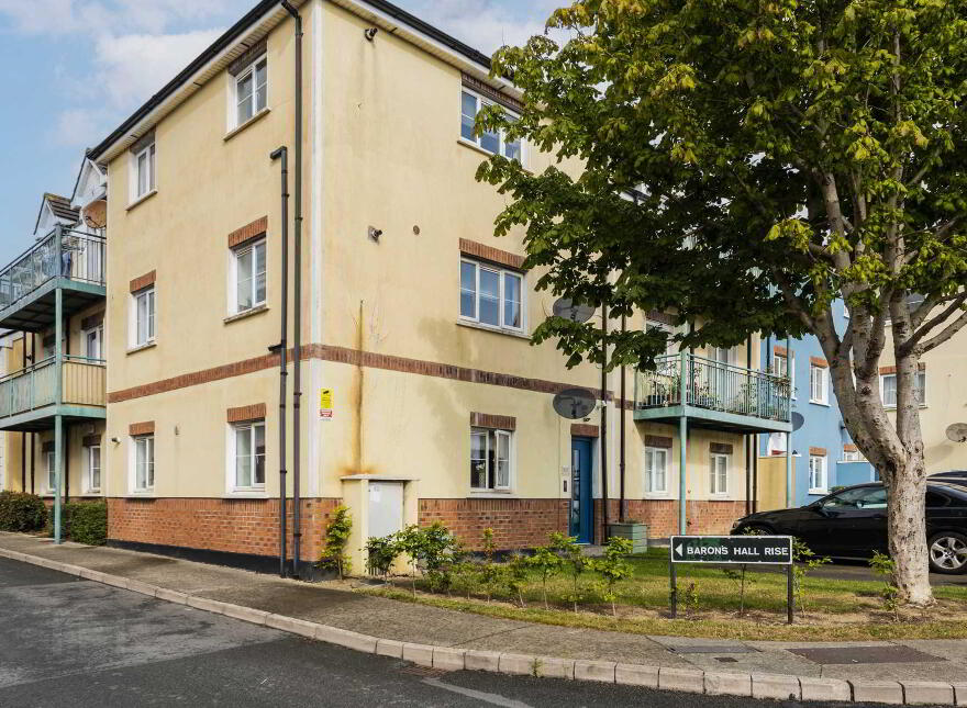 27 Hamlet Square, Balbriggan, K32H560 photo