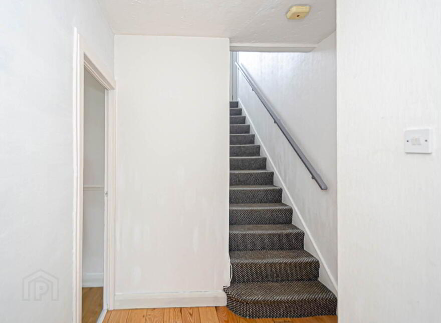 15 Trassey Close, Cregagh, Belfast, BT6 0DY