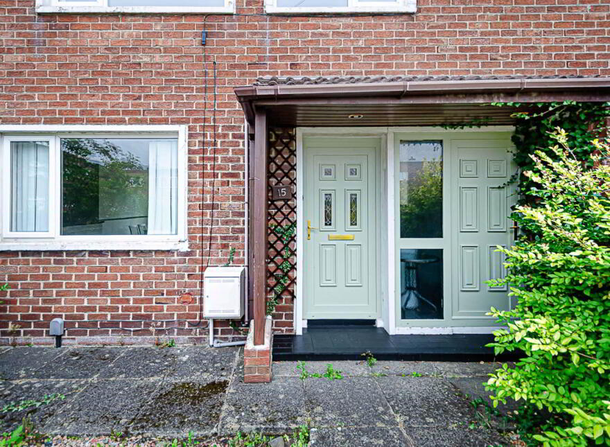 15 Trassey Close, Cregagh, Belfast, BT6 0DY