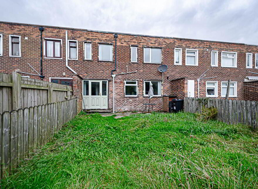 15 Trassey Close, Cregagh, Belfast, BT6 0DY