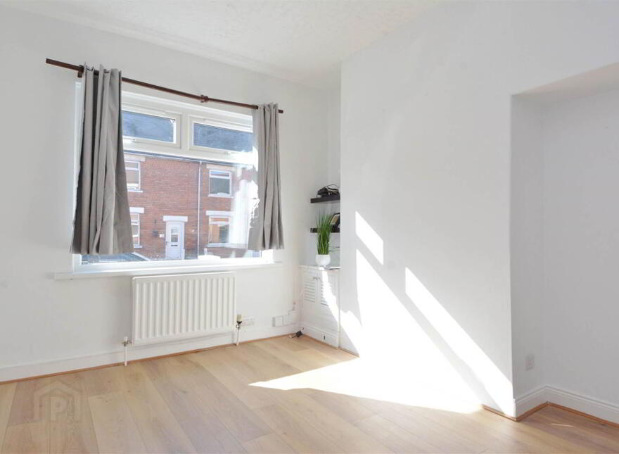 142 Greenville Road, Off Grand Parade, Belfast, BT5 5JY