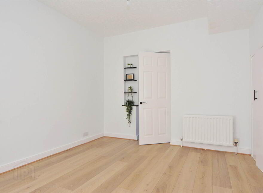 142 Greenville Road, Off Grand Parade, Belfast, BT5 5JY