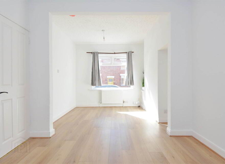 142 Greenville Road, Off Grand Parade, Belfast, BT5 5JY