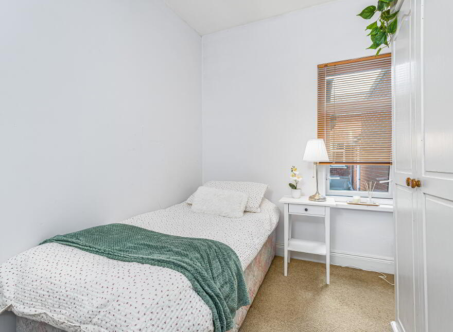 64 Walmer Street, Belfast, BT7 3EB