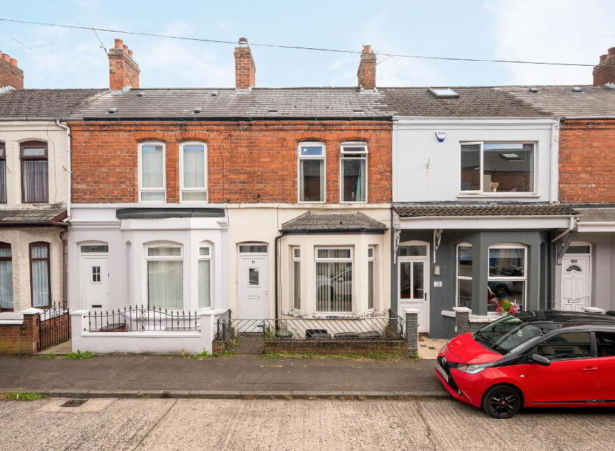 17 Moorfield Street, Belfast, BT5 5BY photo