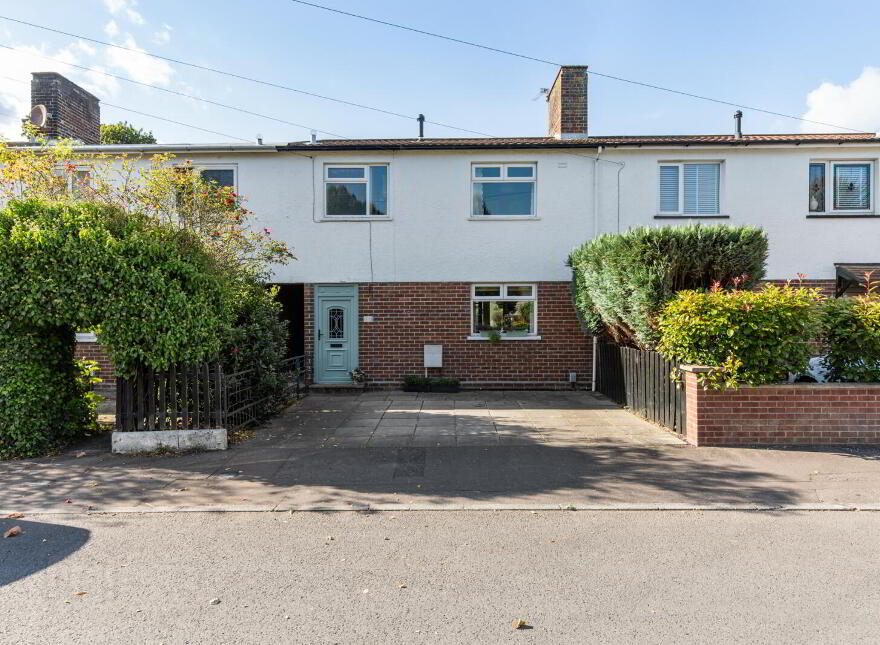 35 Thornhill Parade, Belfast, BT5 7AT photo