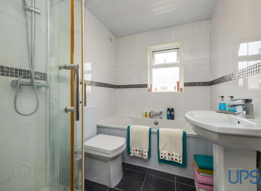 19 Aghery Walk, Dunmurry, Belfast, BT17 0QQ