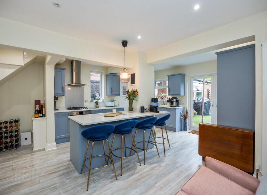 58 Loopland Drive, Belfast, BT6 9DX