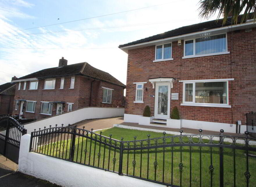 10 Duncoole Park, Belfast, BT14 8JT photo