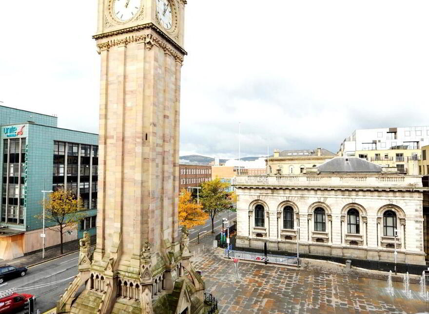58, 17 Queens Square, Belfast, BT1 3FF