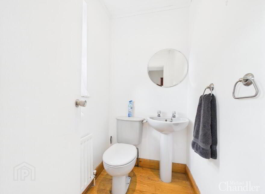 38 Windermere Crescent, Belfast, BT8 6XY