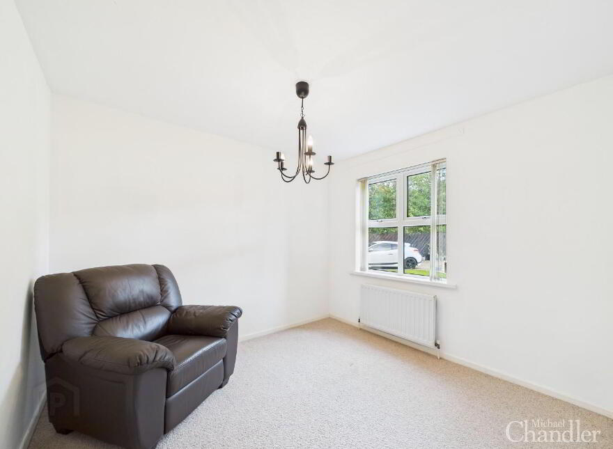 38 Windermere Crescent, Belfast, BT8 6XY