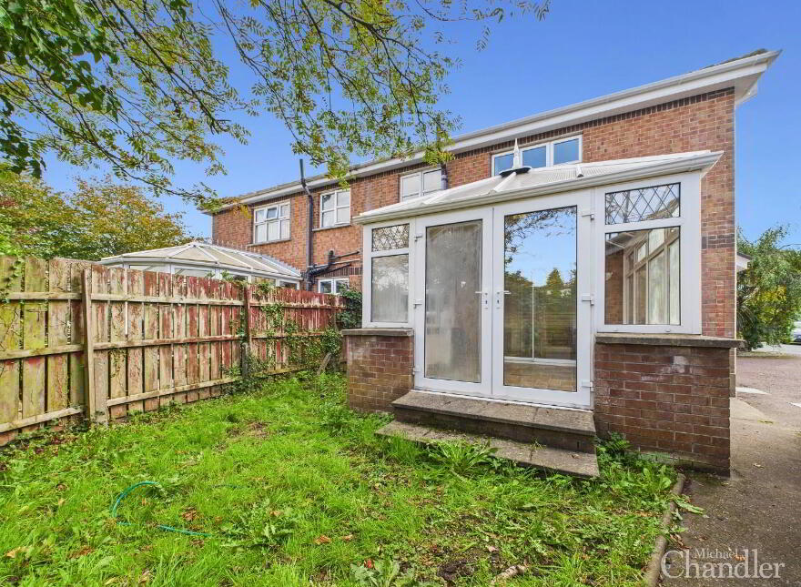 38 Windermere Crescent, Belfast, BT8 6XY