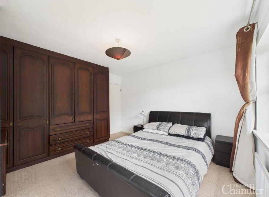 38 Windermere Crescent, Belfast, BT8 6XY