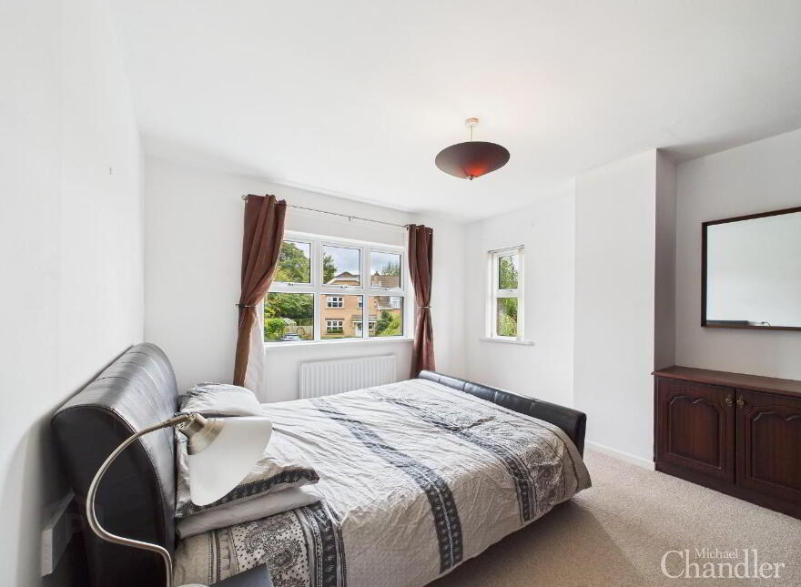 38 Windermere Crescent, Belfast, BT8 6XY