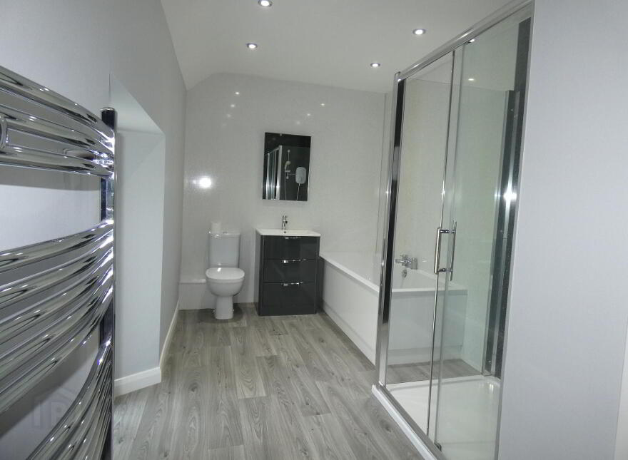 51 Finvoy Road, Ballymoney, BT53 7JE