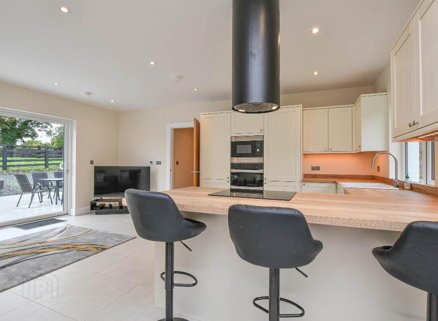 58 Crawfordstown Road, Drumaness, Ballynahinch, BT24 8LZ