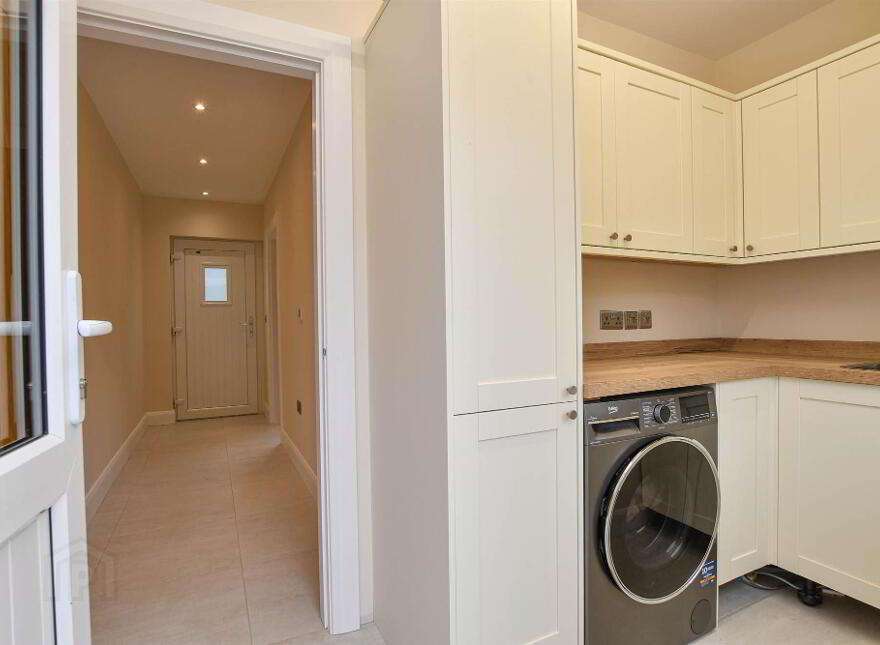 58 Crawfordstown Road, Drumaness, Ballynahinch, BT24 8LZ