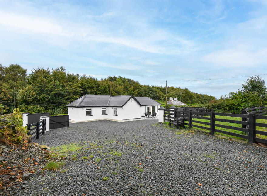 58 Crawfordstown Road, Drumaness, Ballynahinch, BT24 8LZ