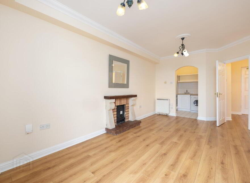 32 Georges Quay Apartments, 2 Georges Quay, Dublin, D02R892