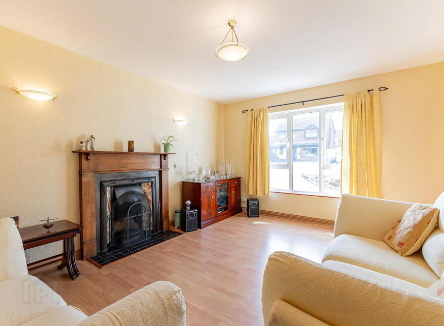 19 Tadworth, Bangor, BT19 7WD