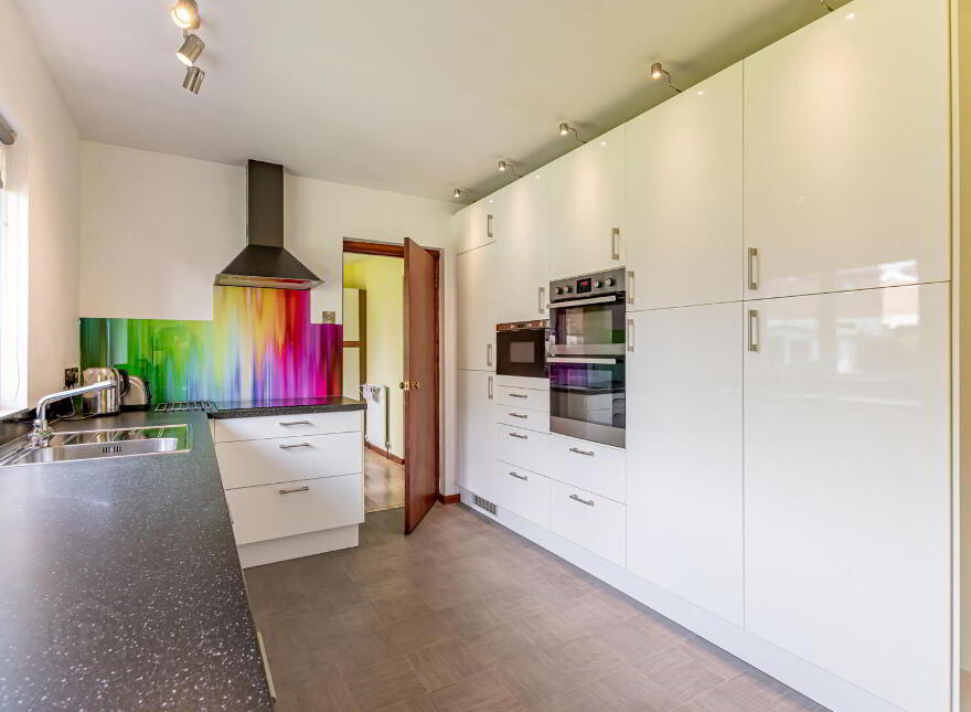 19 Tadworth, Bangor, BT19 7WD