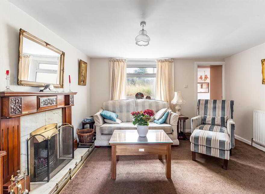 81 / 81a Lisburn Road, Saintfield, Ballynahinch, BT24 7BP