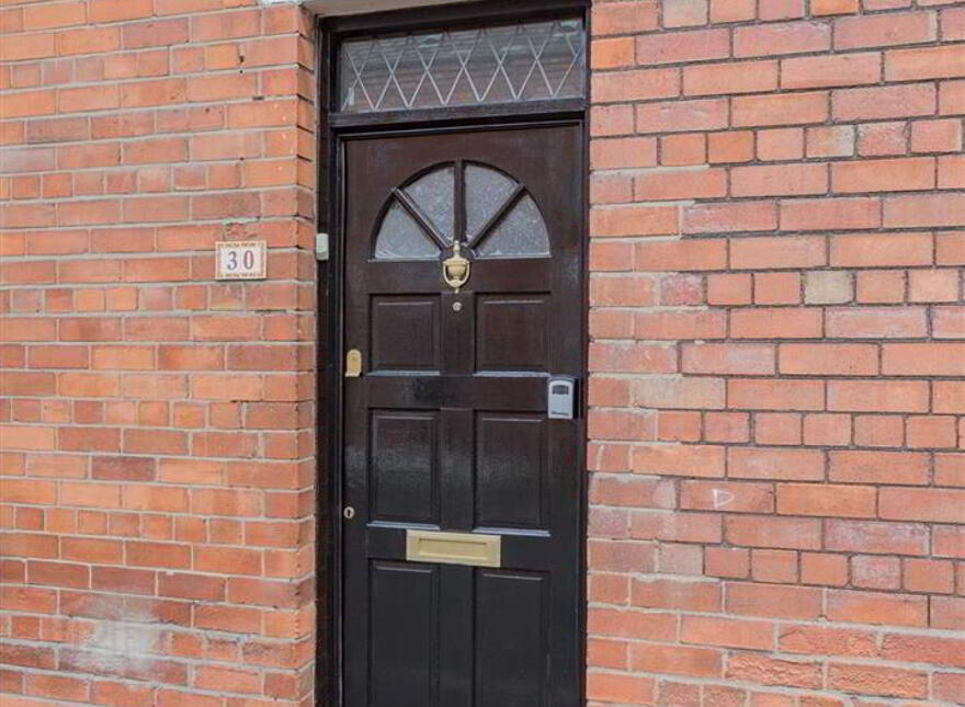 30 Daphne Street, Belfast, BT12 5PQ