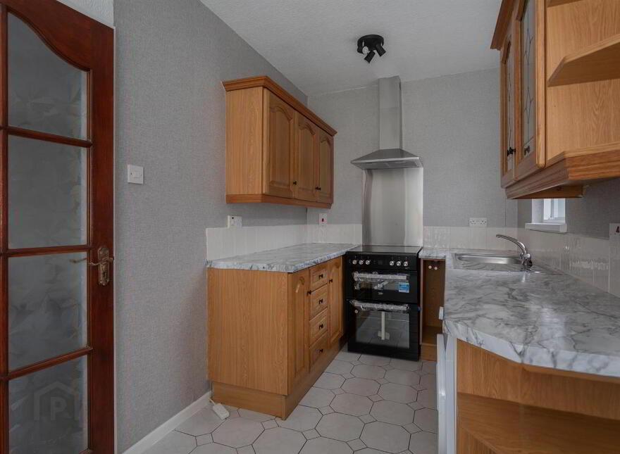 30 Daphne Street, Belfast, BT12 5PQ