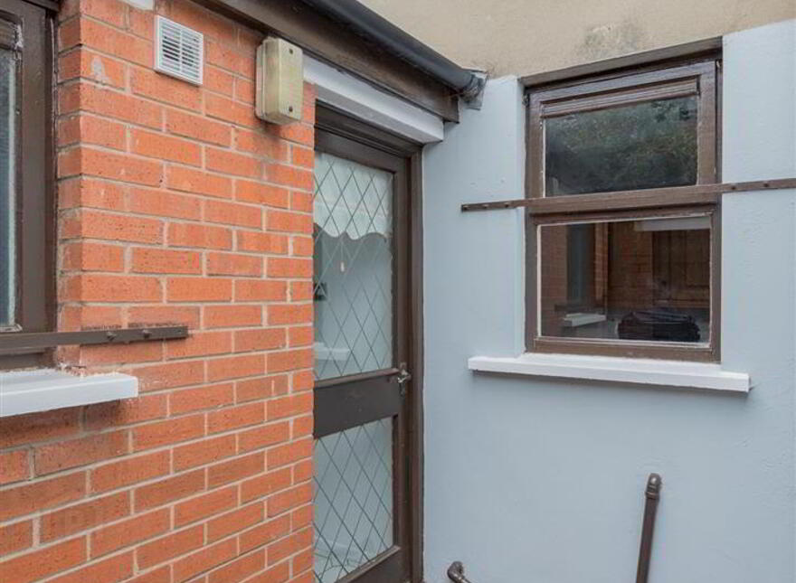 30 Daphne Street, Belfast, BT12 5PQ