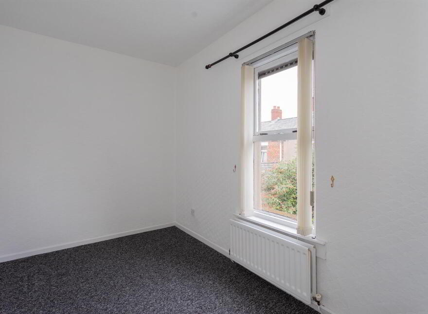 30 Daphne Street, Belfast, BT12 5PQ
