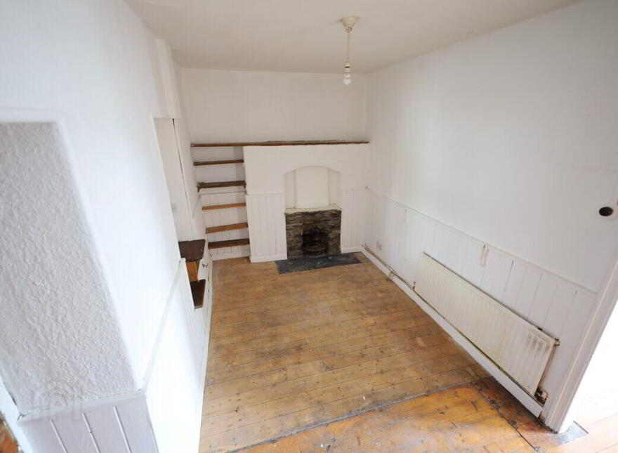 Bloomswood, 3 Seaview Place, Myrtleville, P43NY67