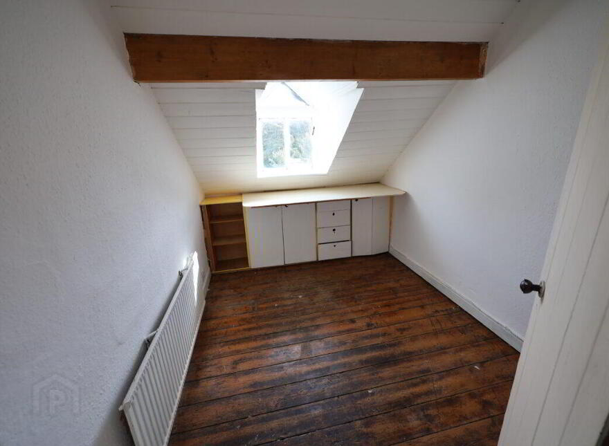 Bloomswood, 3 Seaview Place, Myrtleville, P43NY67