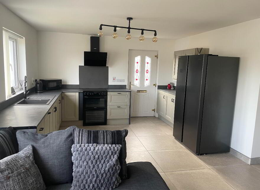 13 Abbey Park, Kilkeel, BT34 4ED