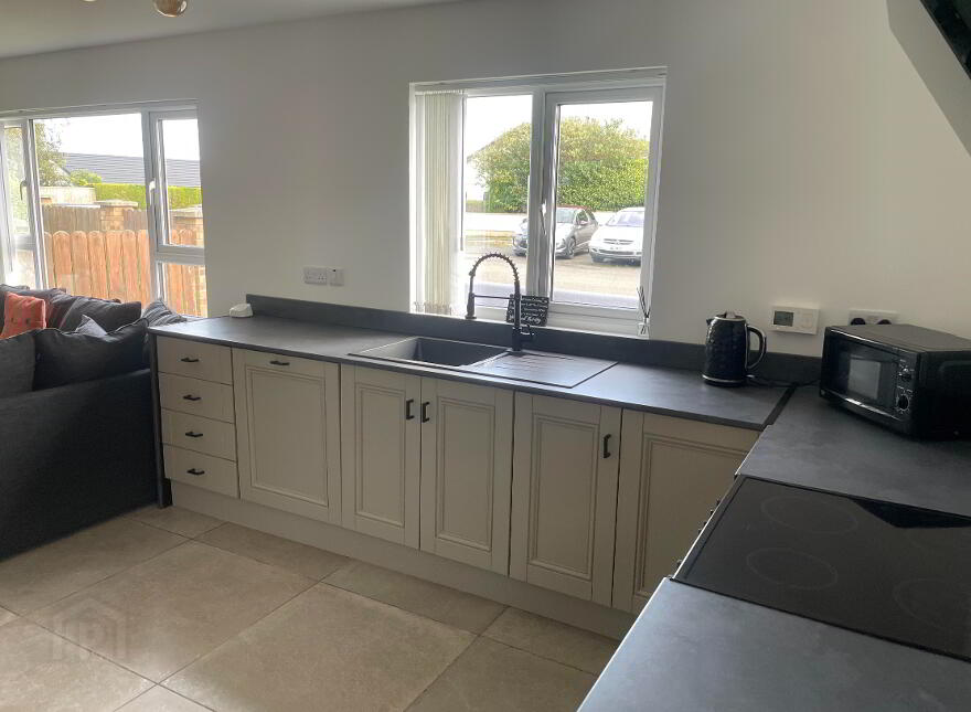 13 Abbey Park, Kilkeel, BT34 4ED