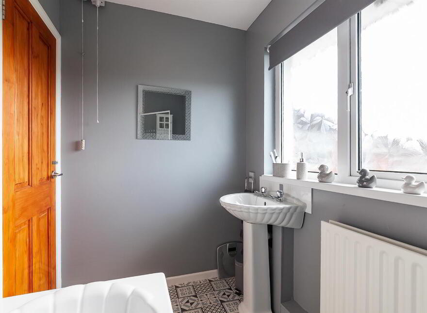 72 Queens Avenue, Newtownabbey, BT36 5HX