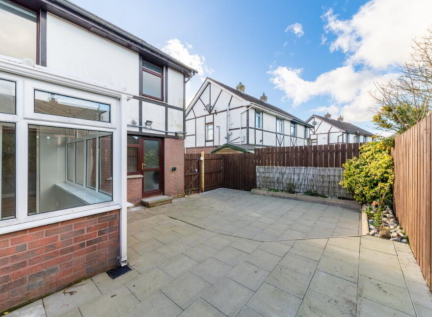 21 Lawnbrook Drive, Newtownards, BT23 8XD