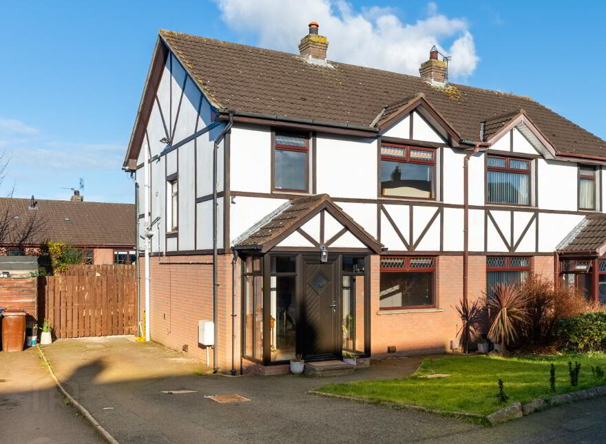 21 Lawnbrook Drive, Newtownards, BT23 8XD