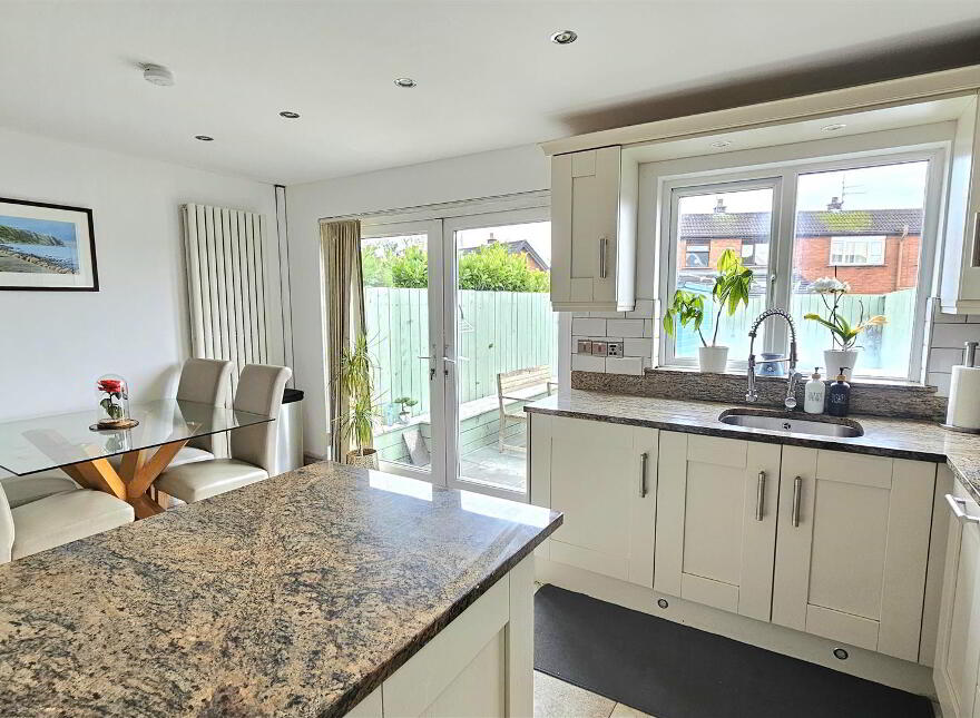 34 Dromore Road, Carrickfergus, BT38 7PJ
