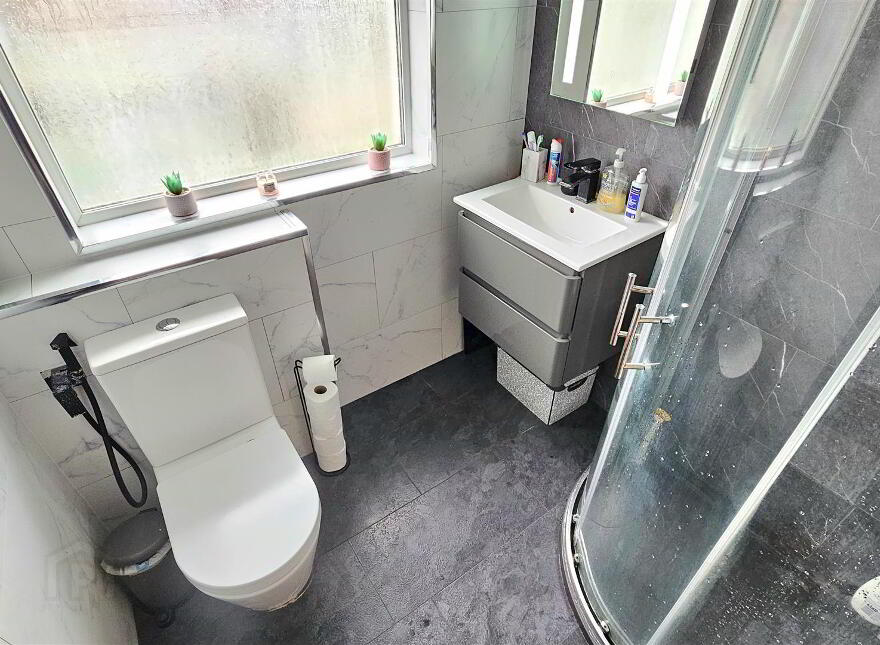 34 Dromore Road, Carrickfergus, BT38 7PJ