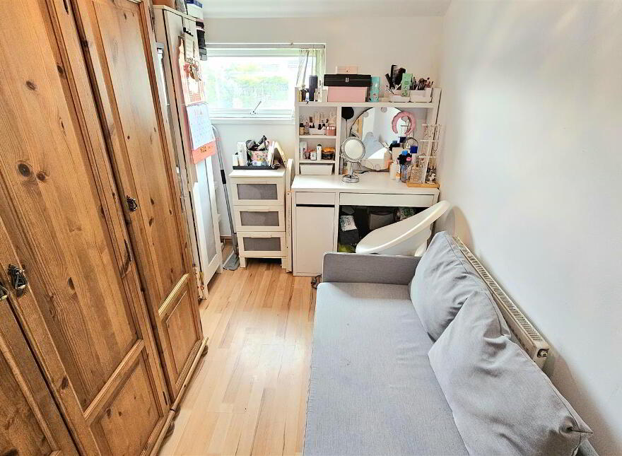 34 Dromore Road, Carrickfergus, BT38 7PJ