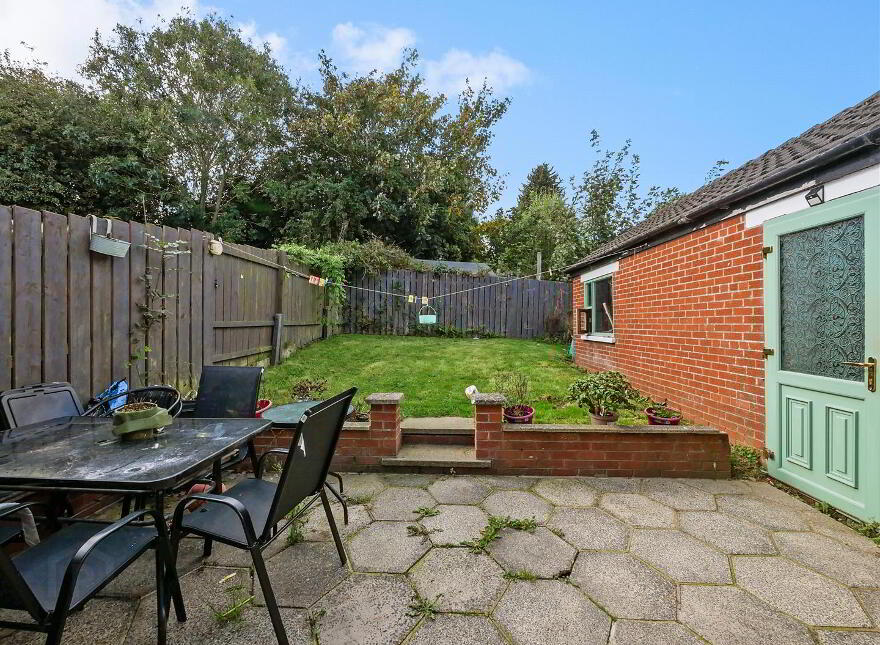 7 Muskett Court, Saintfield Road, Carryduff, Belfast, BT8 8QJ
