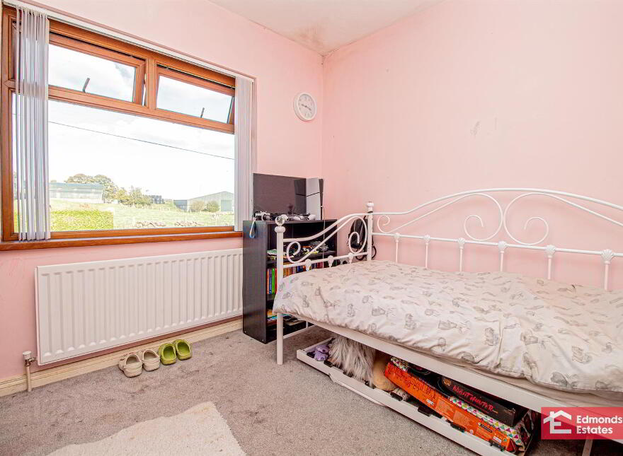 9 Glenview Cottages, Glenarm, Ballymena, BT44 0DJ