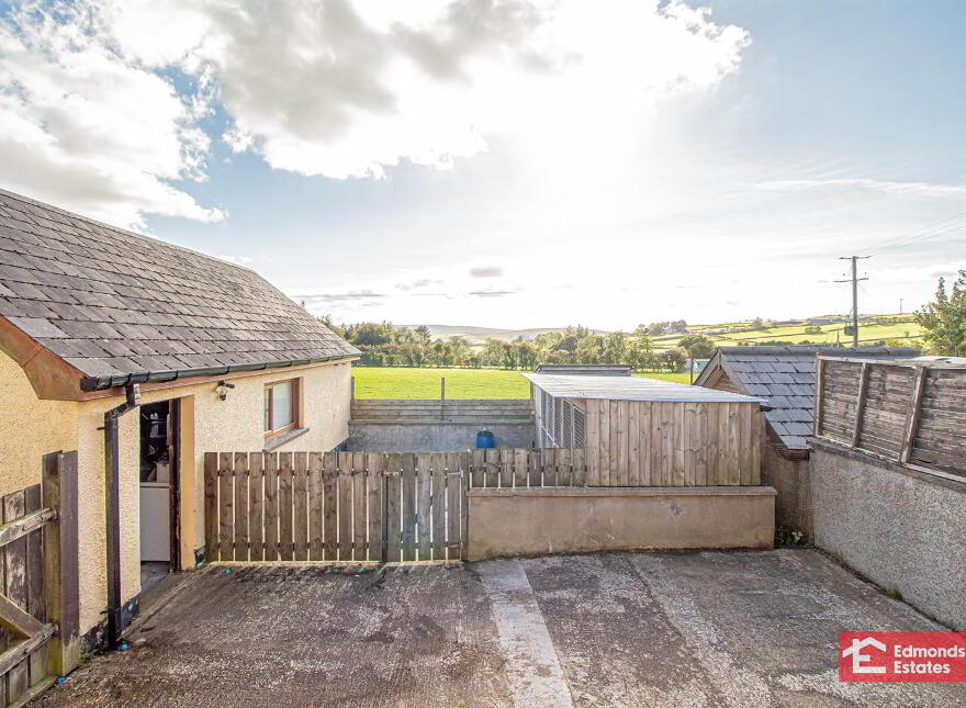 9 Glenview Cottages, Glenarm, Ballymena, BT44 0DJ
